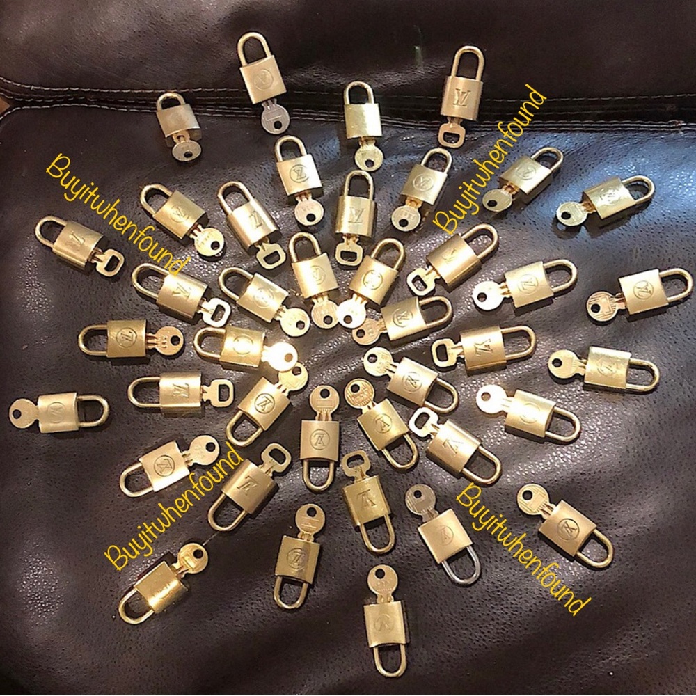 LOUIS VUITTON Lock Key 200 Series (Multiple Options) LV Lock Key AUTHENTIC HTF - Picture 8 of 17
